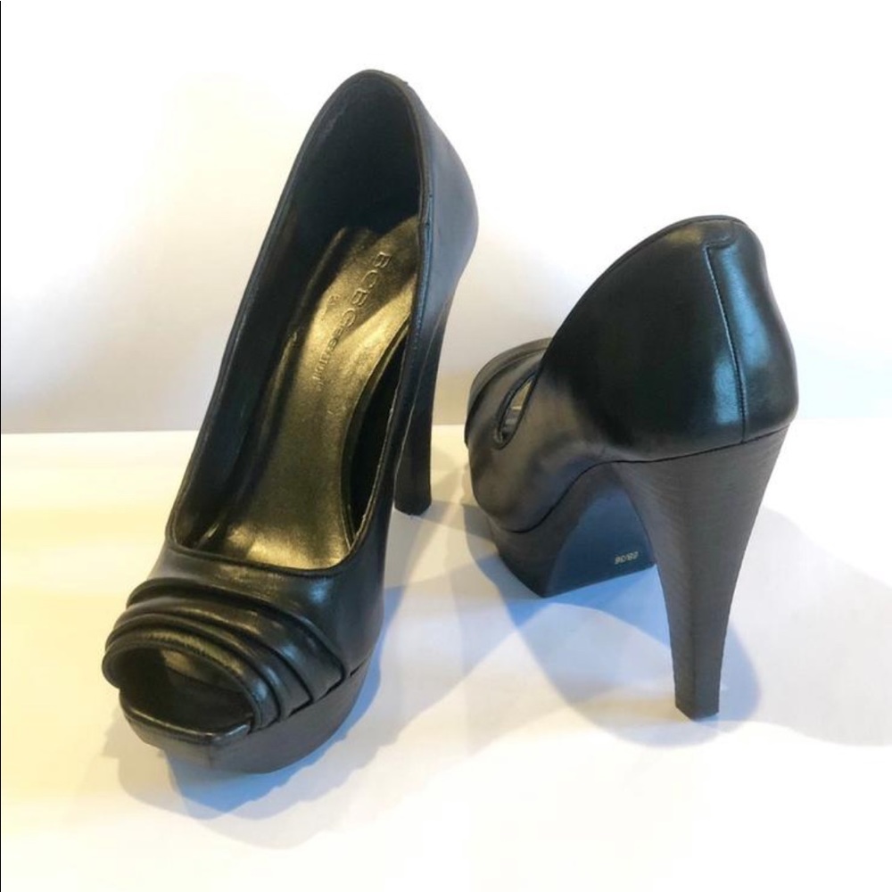 BCBGeneration High Heel Pump Size 36/ 6